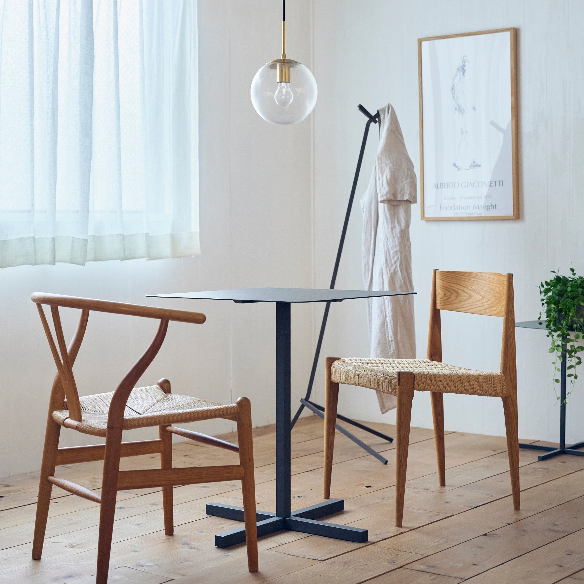 ダイニングテーブル | SOLID STEEL DINER TABLE SQUARE | 幅60cm – tiflo