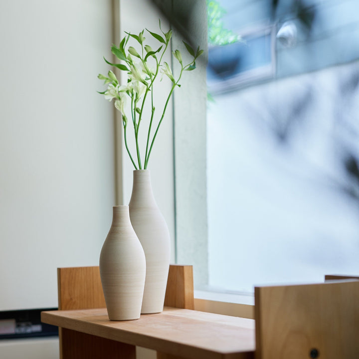 季節によって花が変われば、同じ器でも見える景色は少しずつ変わります。