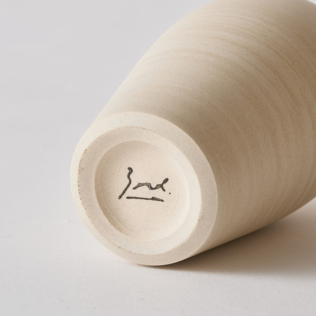底面には「3rd」のサイン