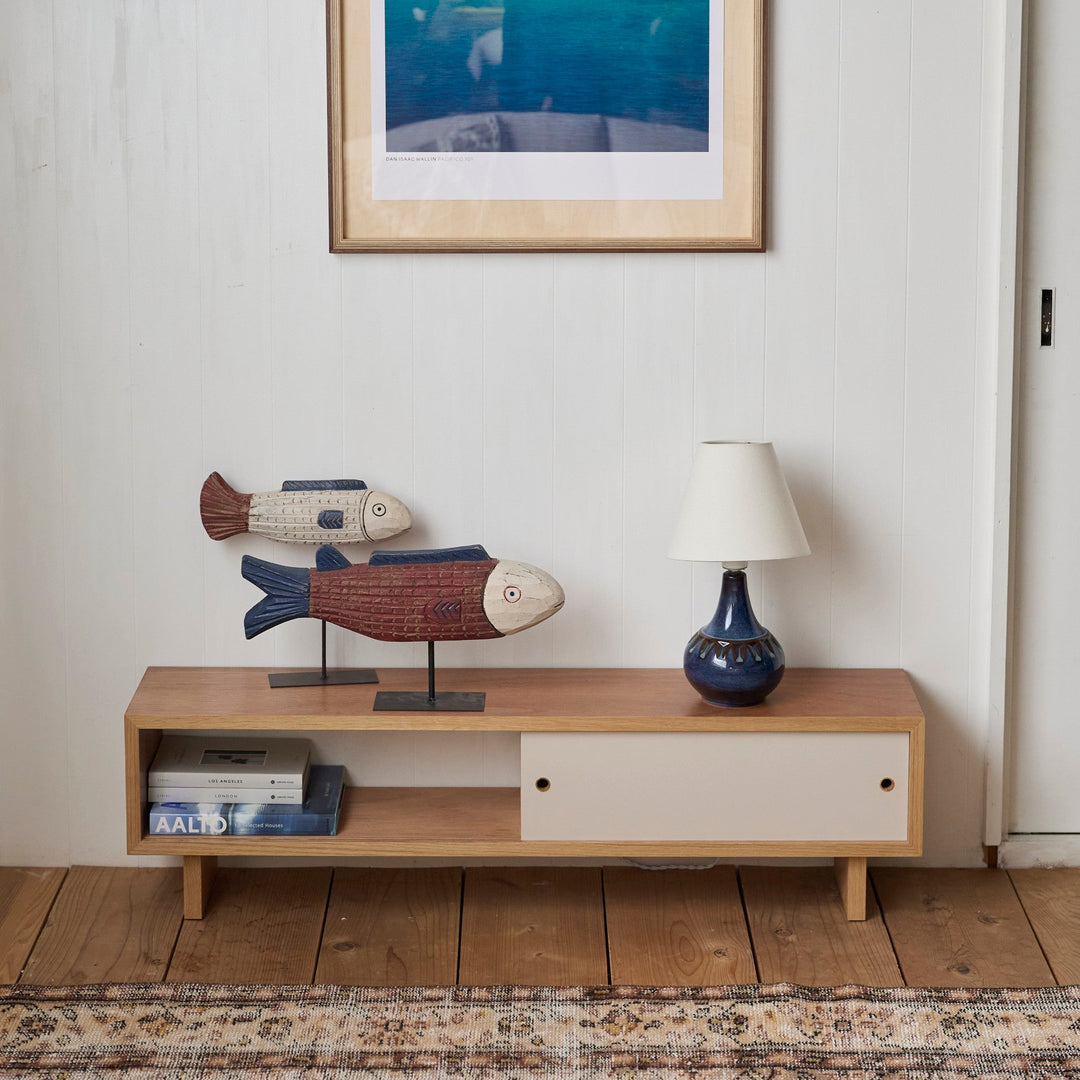 ワンルームにも和室にも。空間を選ばず馴染む、普遍的な美しさ。