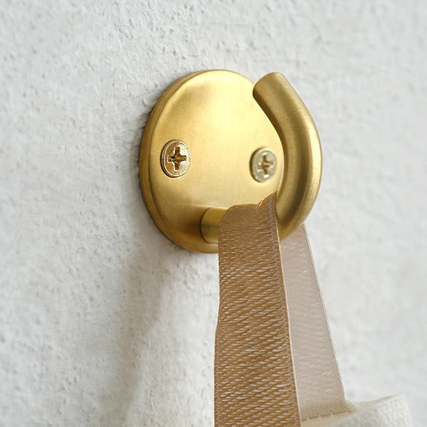 耐荷重約10kg。小ぶりながらも、頼りがいのある強度です。