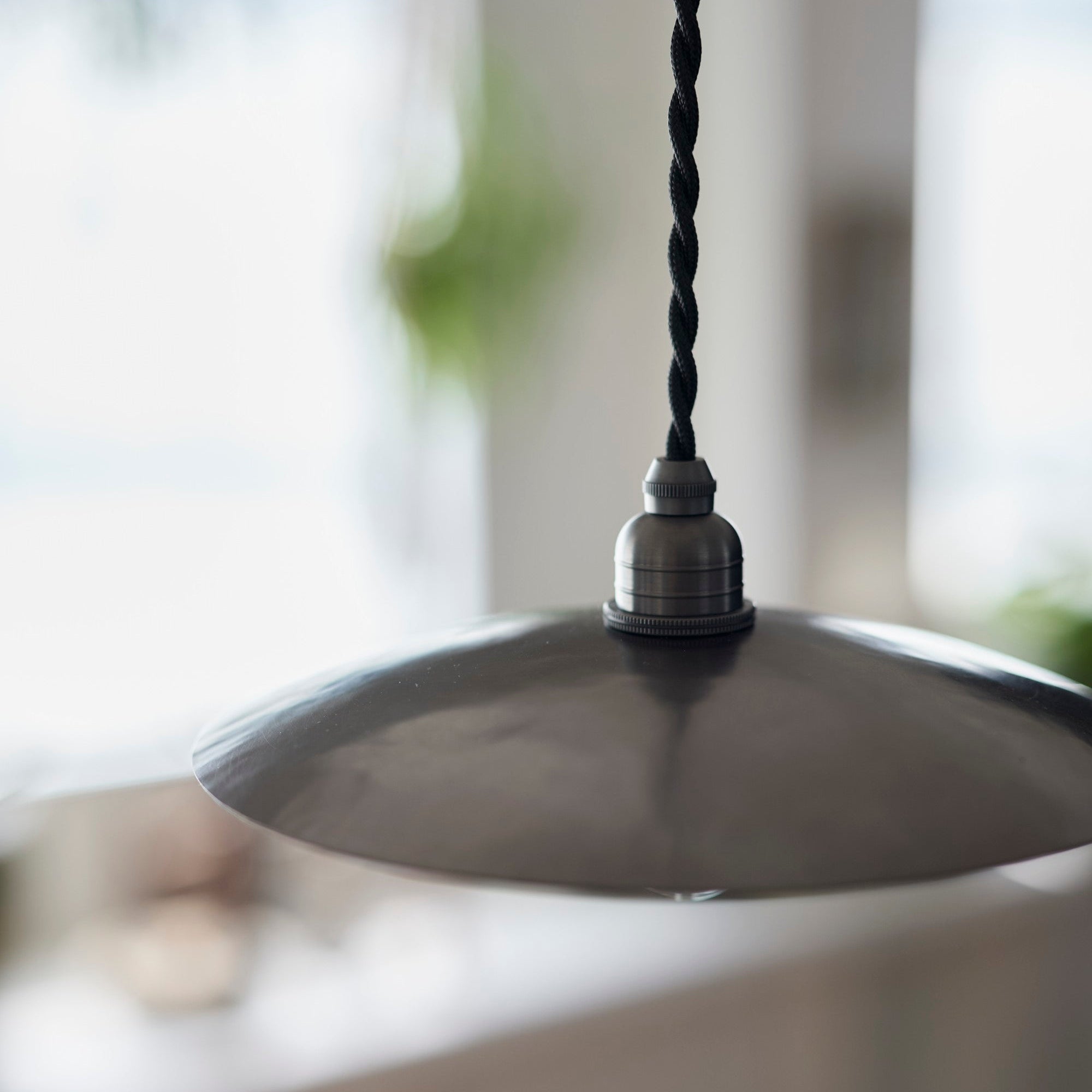 ペンダントライト | colline | 真鍮黒染め – tiflo