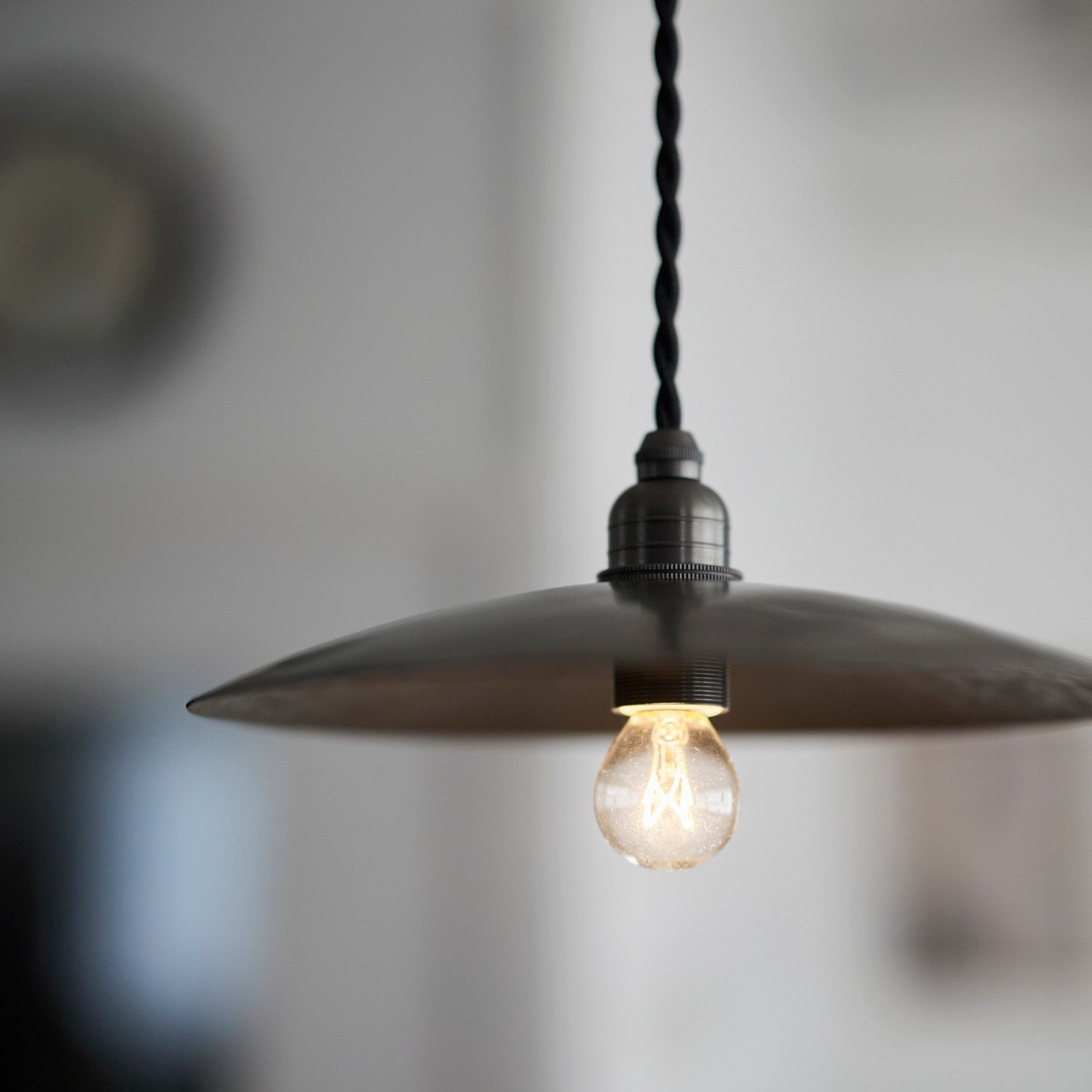 ペンダントライト | colline | 真鍮黒染め – tiflo
