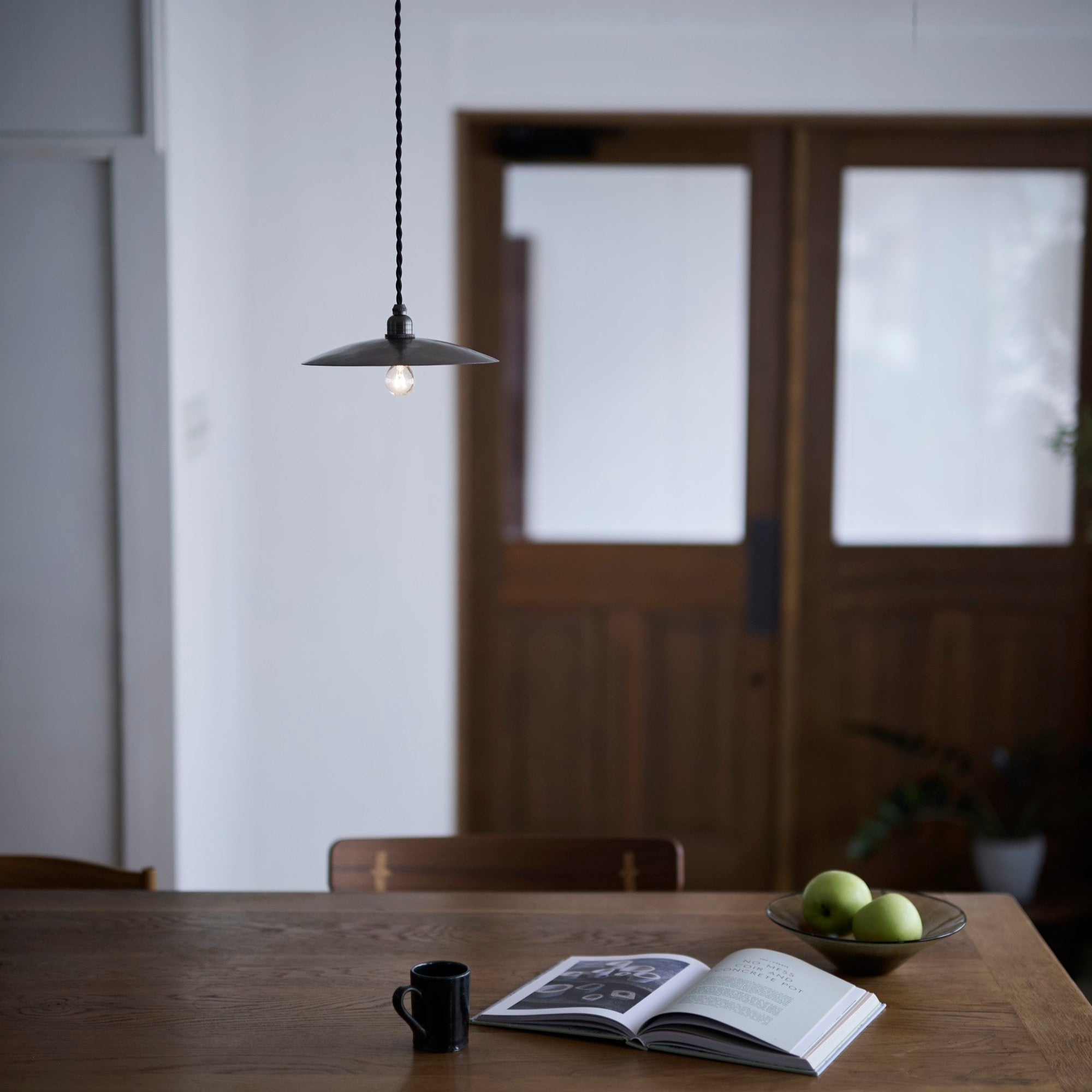 ペンダントライト | colline | 真鍮黒染め – tiflo