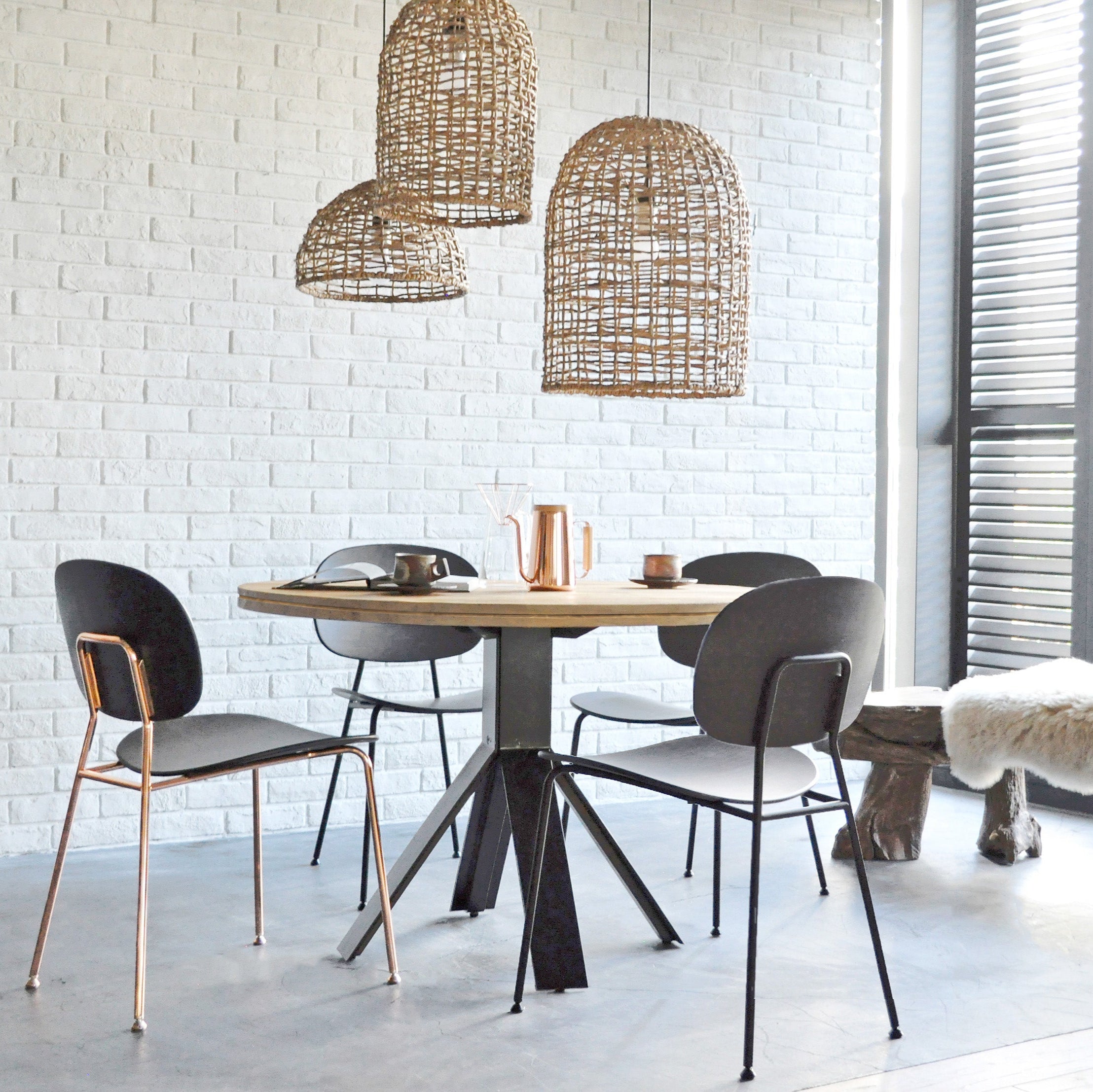 ダイニングテーブル | NEW JATI CIRCLE | 直径110cm – tiflo