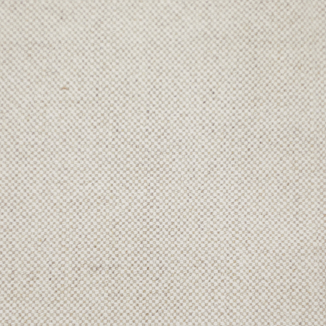 生地アップ。コットン60%、リネン40%の天然素材の混合ファブリックです。