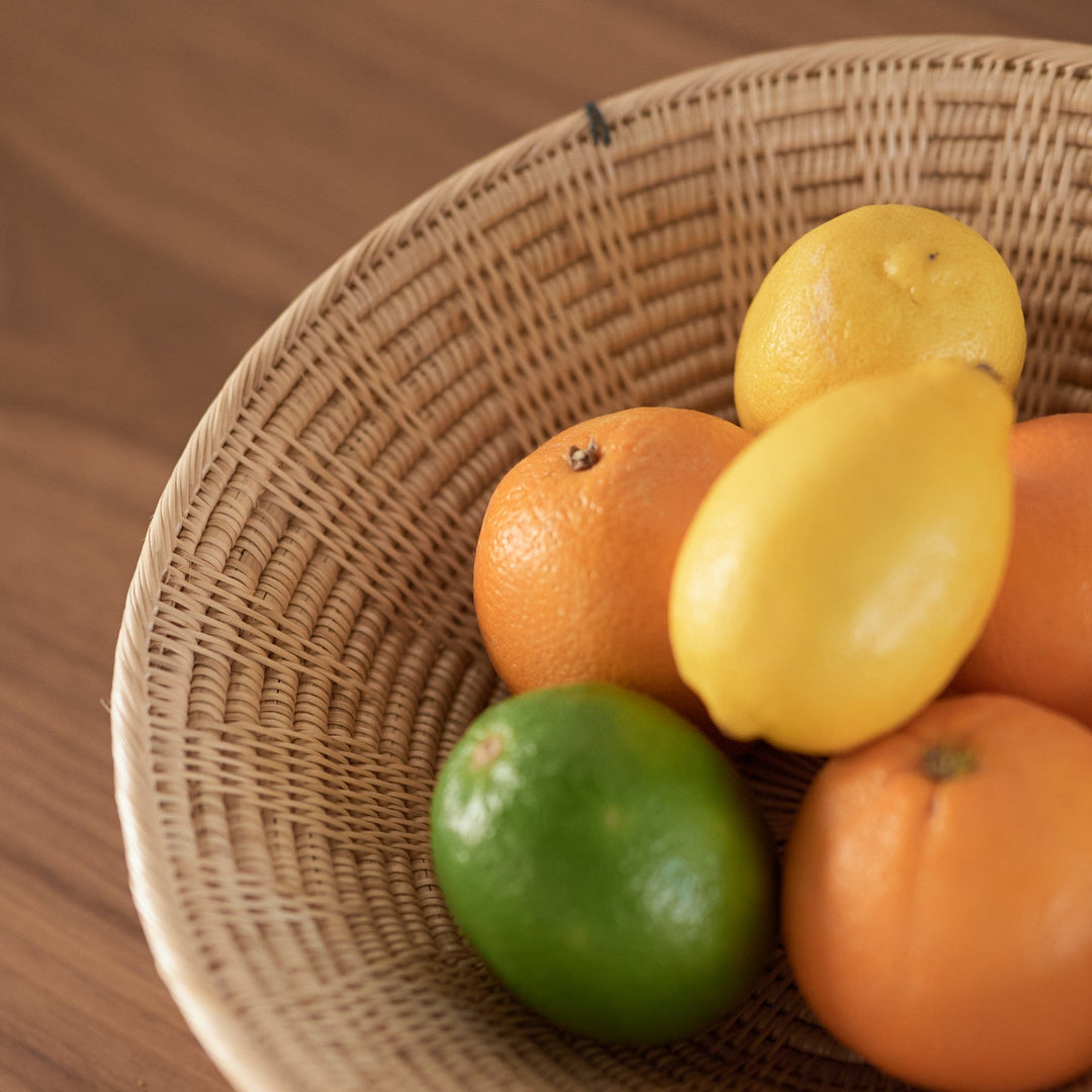 季節の果物を、目に見える場所に。食卓やキッチンに自然と馴染む佇まい。