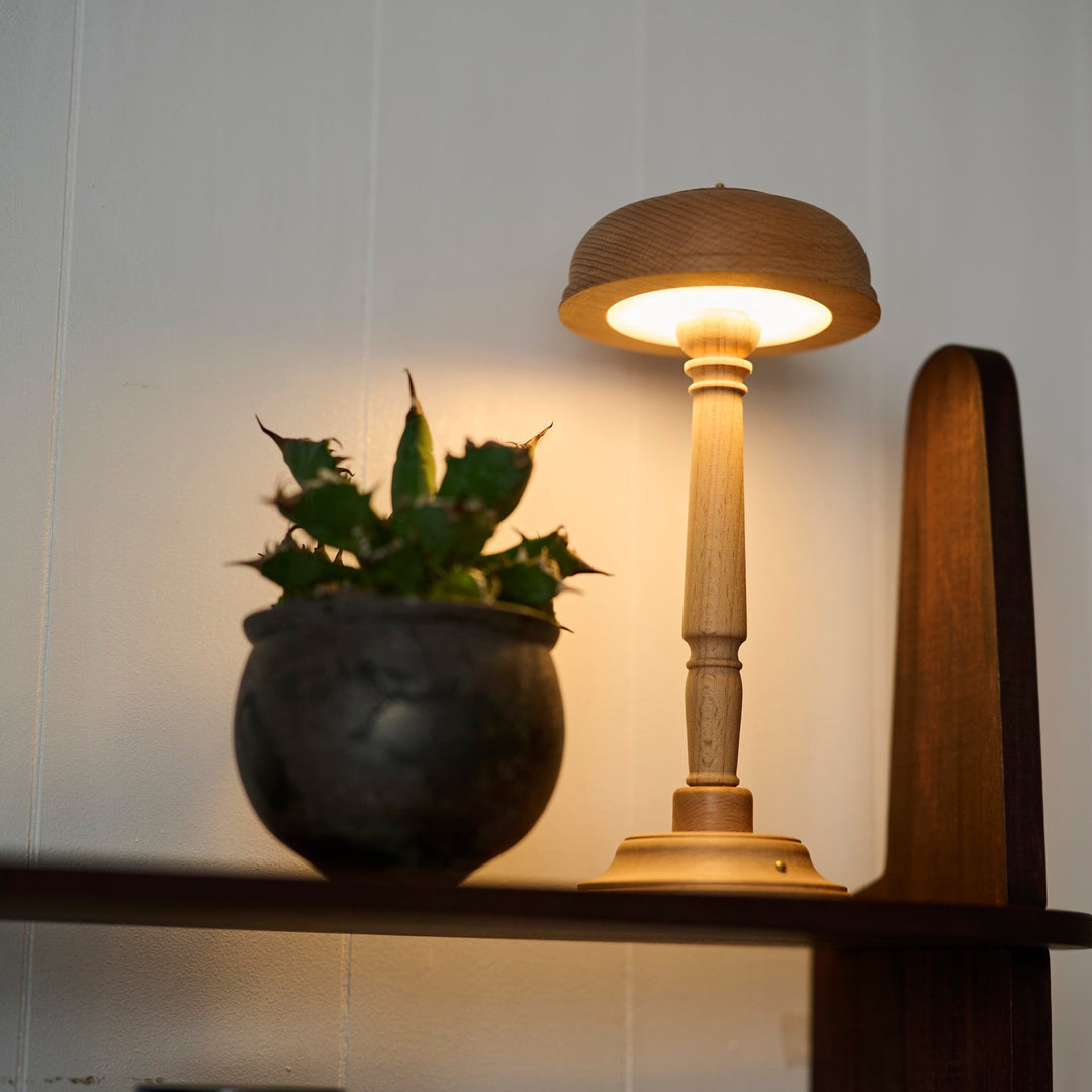 明るすぎない光が心地よい時間をつくってくれます。