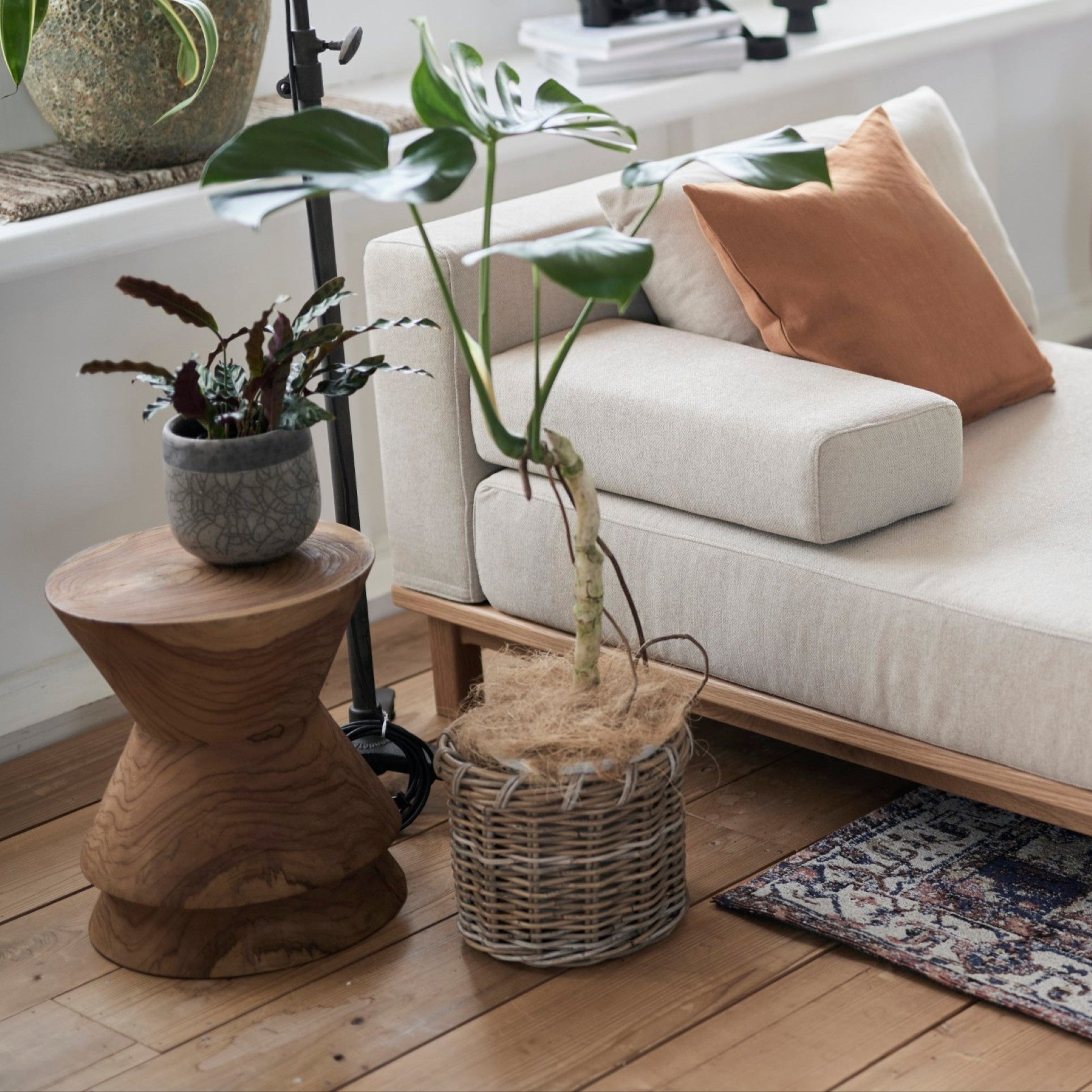 DOMANI ドマーニ MINSK TMVH31 / 鉢カバー　フラワーベース ドマーニ（DOMANI） ミンスク ベース31（Minsk Vase31）」直径18cm 高