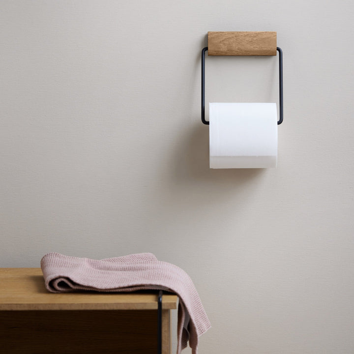 MOEBEはコペンハーゲンを拠点に、プロダクトや家具を制作する北欧のデザインスタジオです。