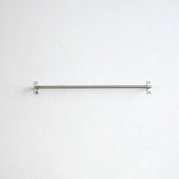 S：幅約40cm。クロスを掛けたり、数点の道具をまとめたい場所に。