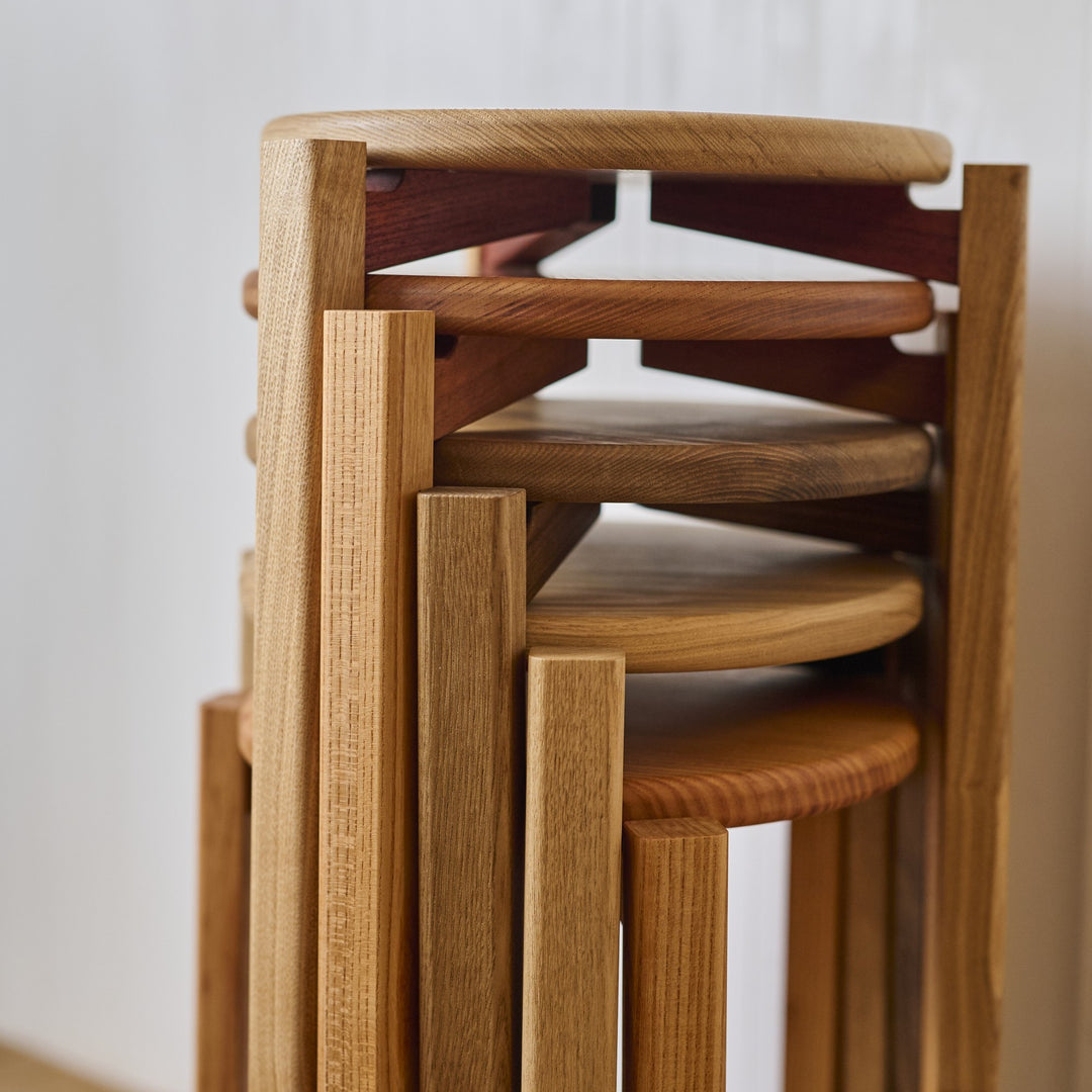 捨てられるはずだった、かつて誰かの暮らしを支えた木材を再び蘇らせた、サステナブルな一品。