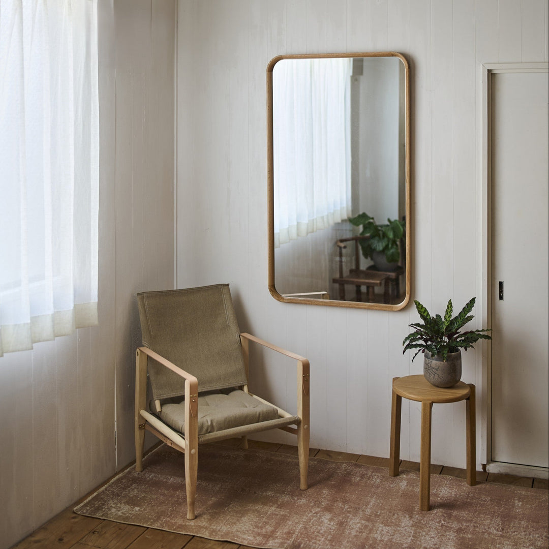 Lサイズは幅70×高さ120cm。姿見としても活用できるサイズです。