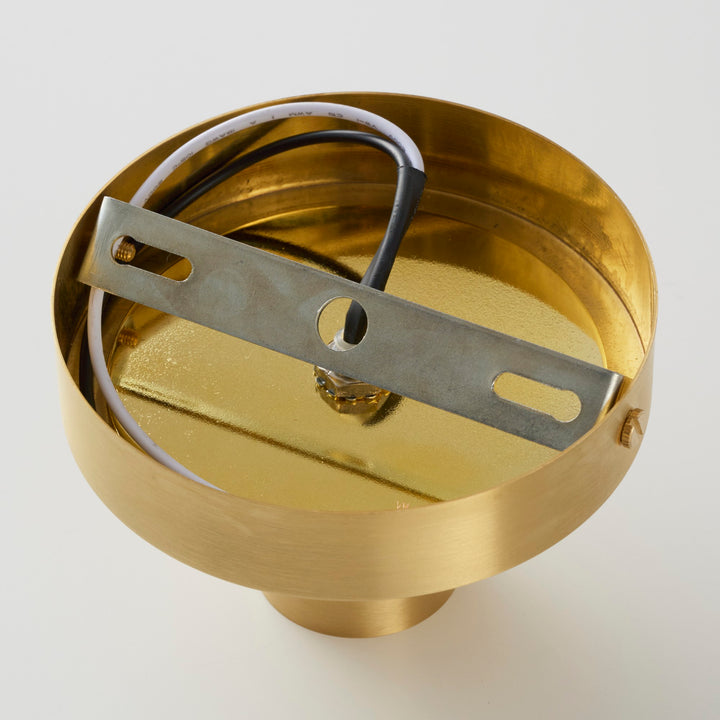 電気工事士による取付けが必要です。