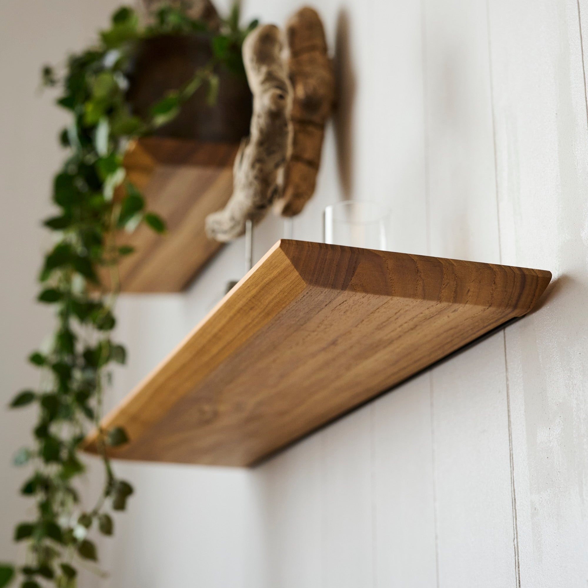 棚受け一体型ウォールシェルフ | Teak Thin shelf – tiflo