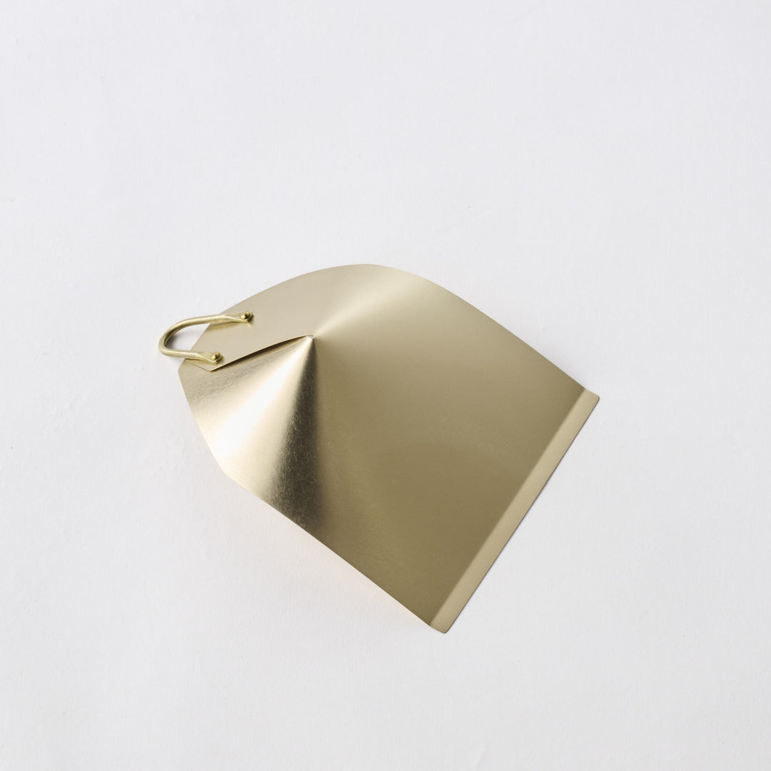 ちりとり | Dustpan Brass
