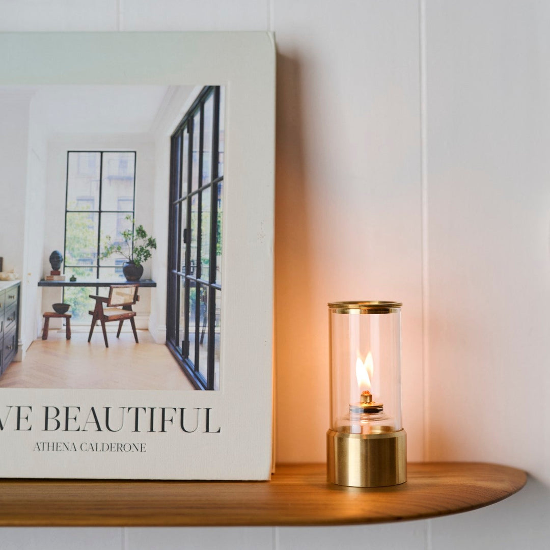 タンクを満タンにすると、およそ6～8時間もちます。