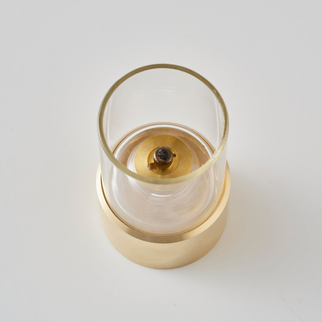 安定感のある重心と転倒しにくい形状.