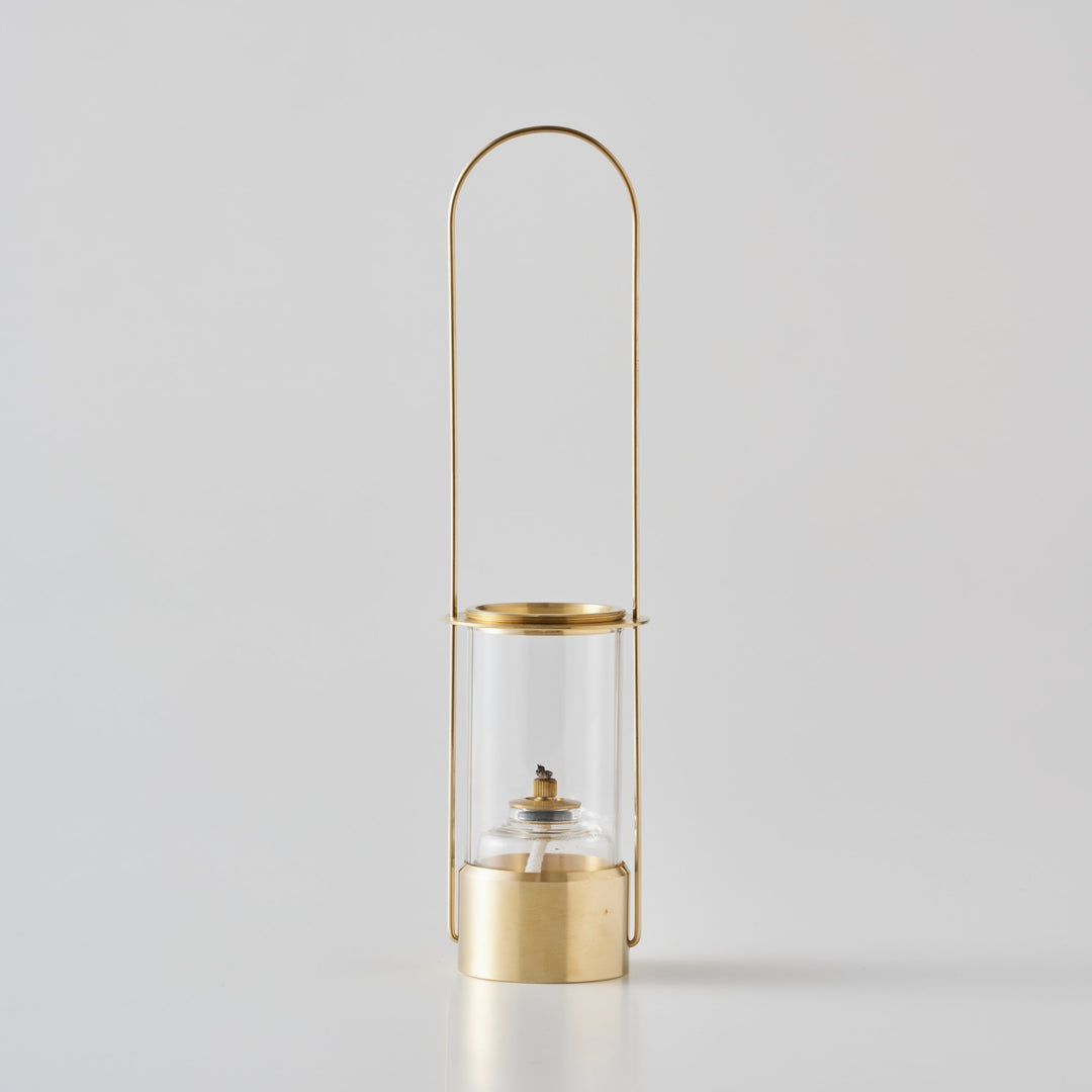 確かな重みで、安定感のある重心と転倒しにくい形状で安心です。