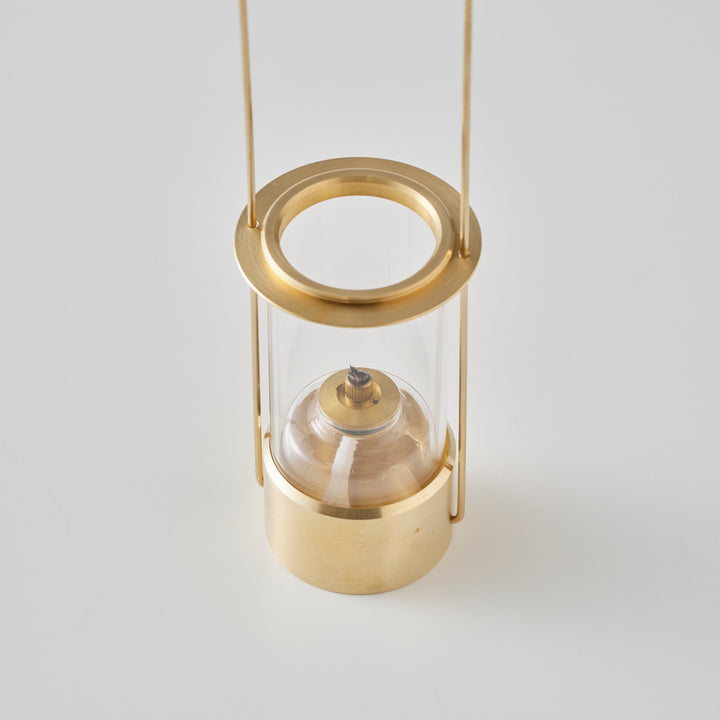 燃焼時間はタンクを満タンにしておよそ6～8時間。