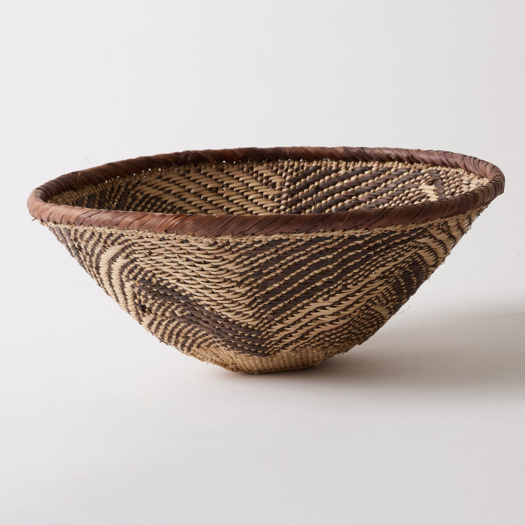 Type E：約 直径33cm × 高さ 13cm