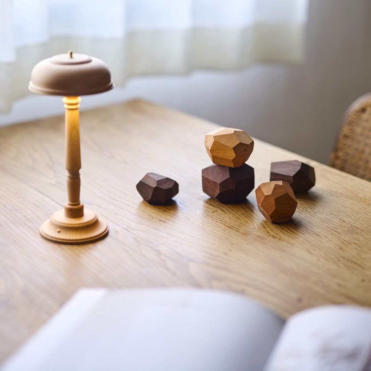 オブジェ | tumi-isi – tiflo