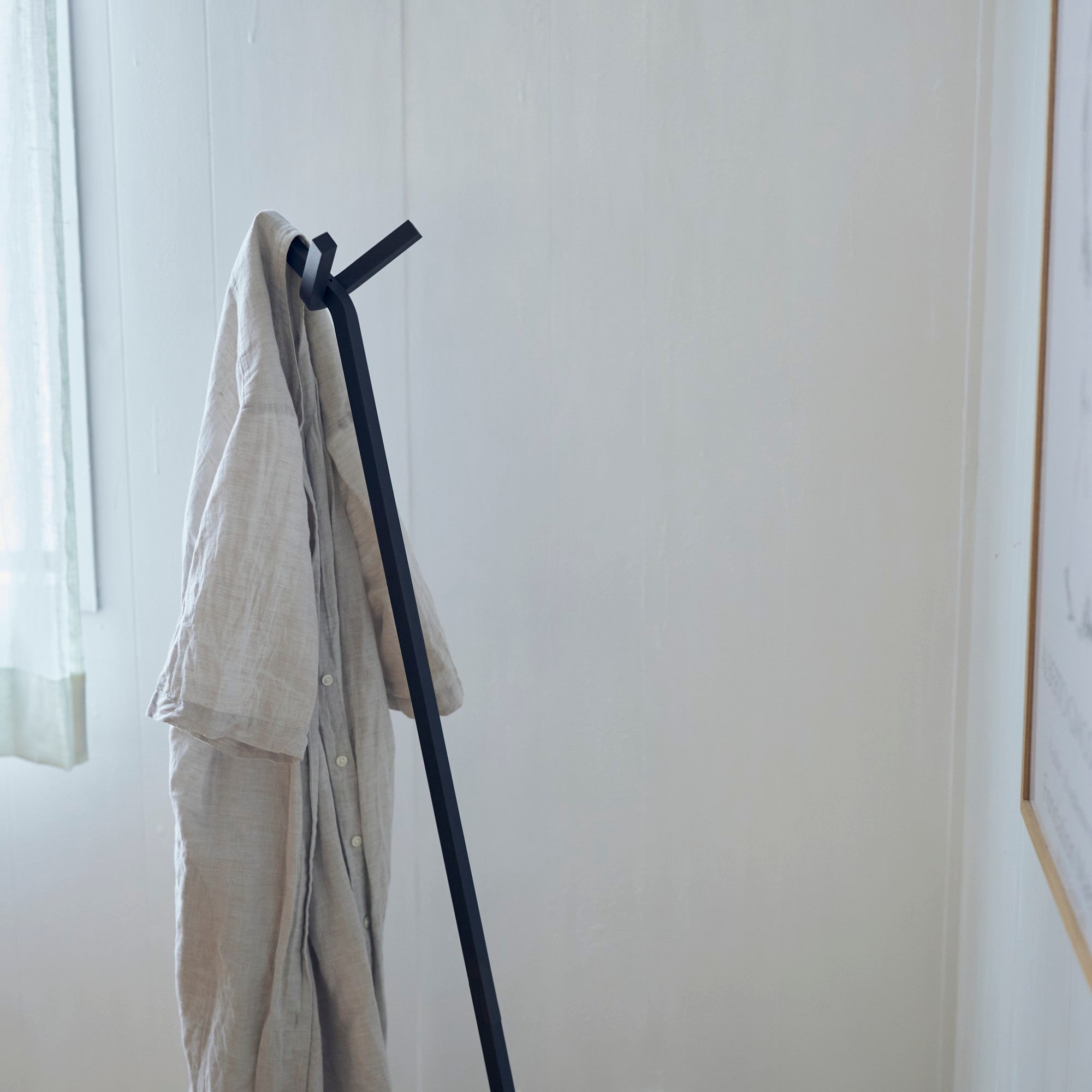 UNO HANGER – tiflo