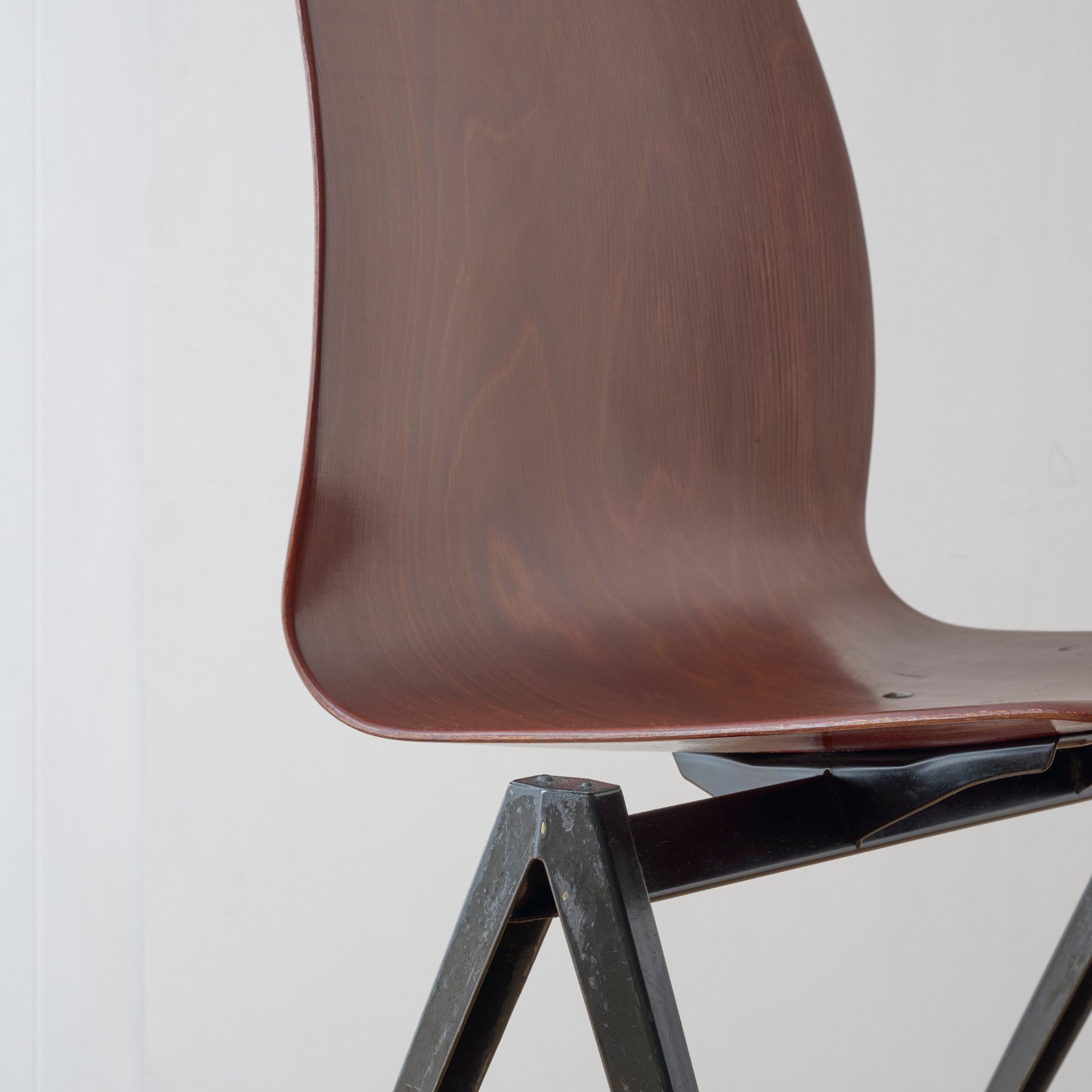 ヴィンテージ家具 | S-22 Chair | Galvanitas | 1960年代 – tiflo