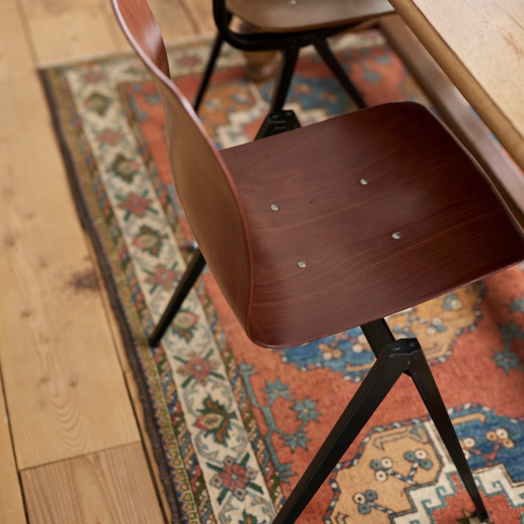 ヴィンテージ家具 | S-22 Chair | Galvanitas | 1960年代 – tiflo