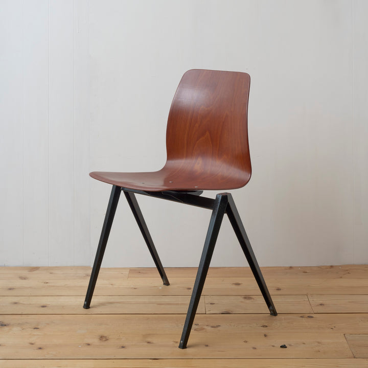 ヴィンテージ家具 | S-22 Chair | Galvanitas | 1960年代