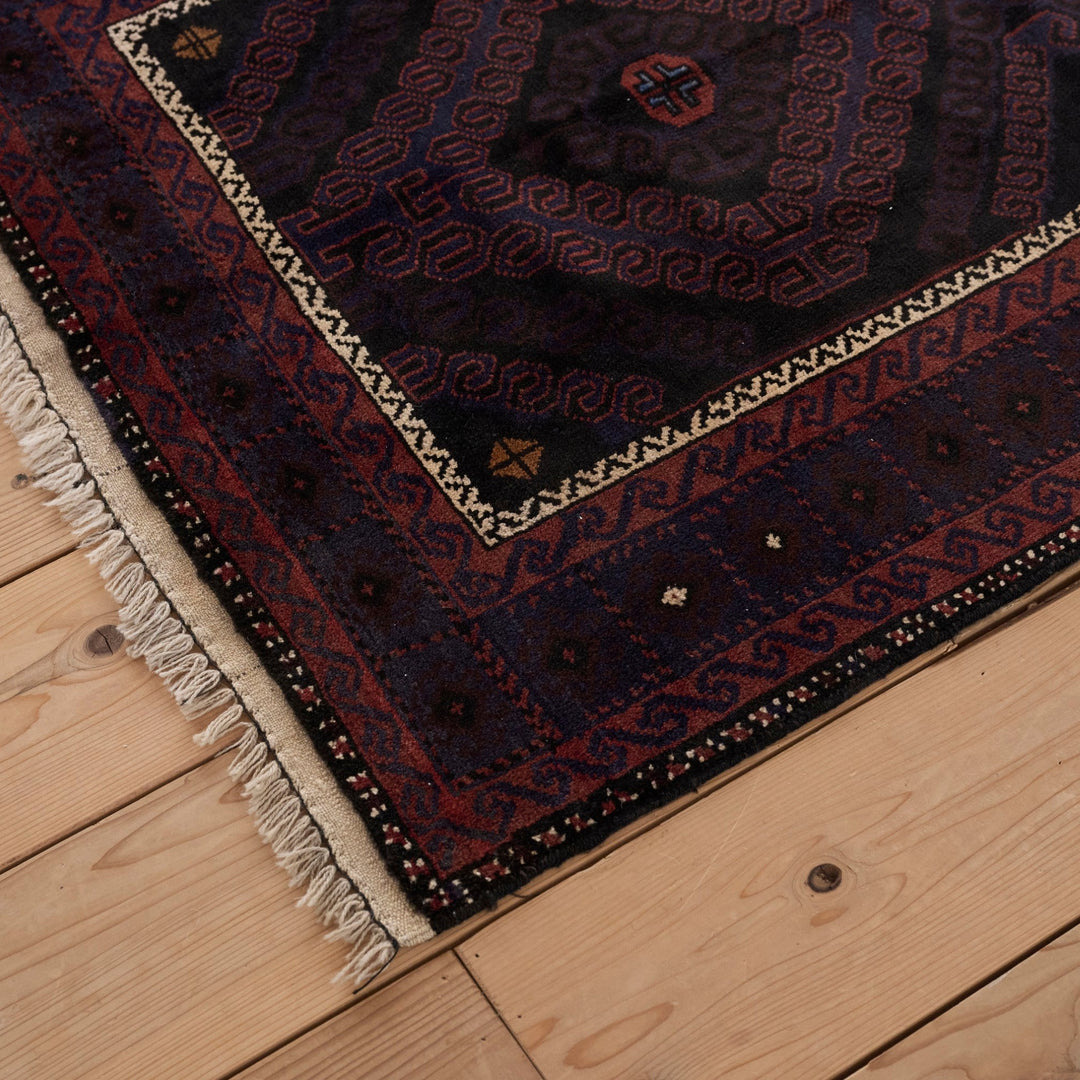 フリンジ約35mm。手織りならではの、細部まで丁寧な仕上がり。