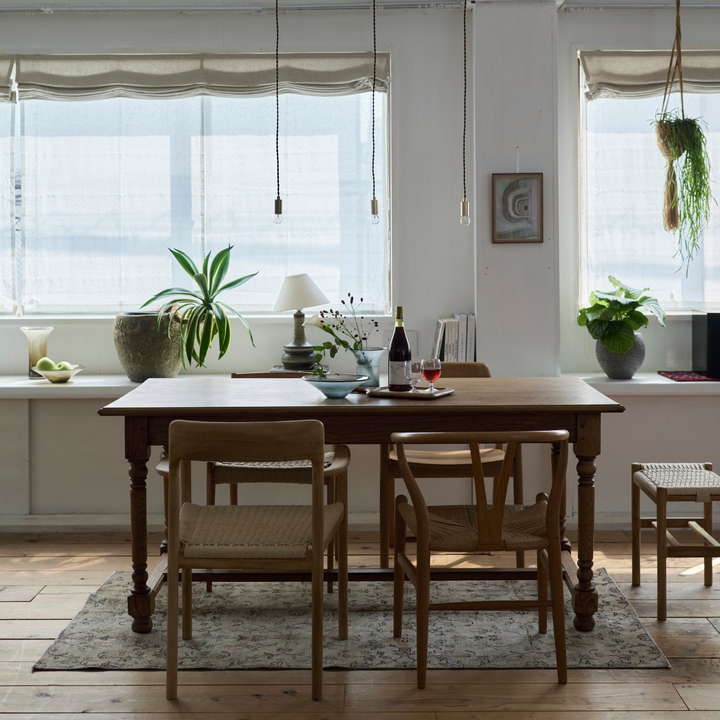 1970年代 トルコ・イスパルタで生まれた、一点もののヴィンテージラグ。