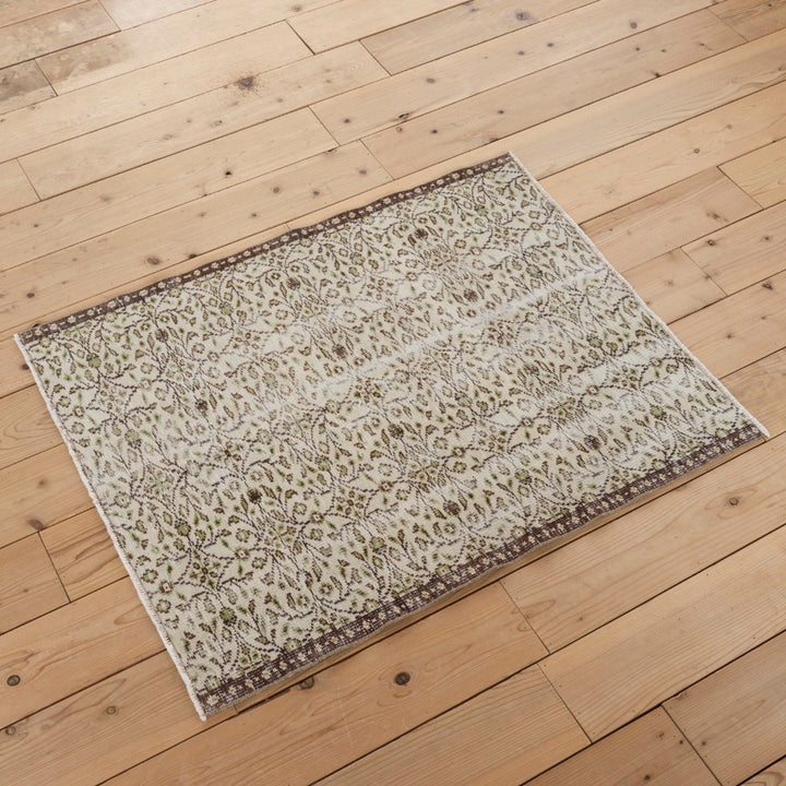 ヴィンテージラグ　トルコ・イスパルタ No.09