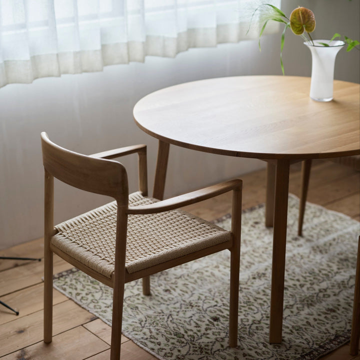 小回りが利くサイズだから、気分で場所を変えて楽しめます。